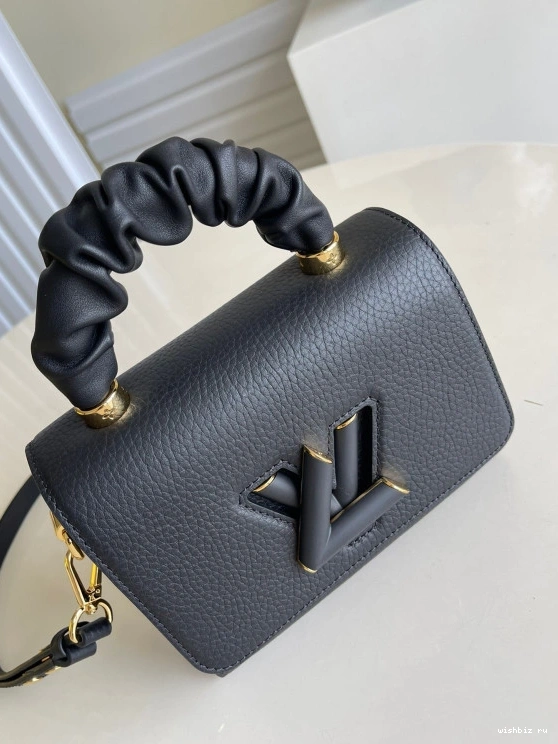 WIS TWIST LOUIS PM VUITTON 1116